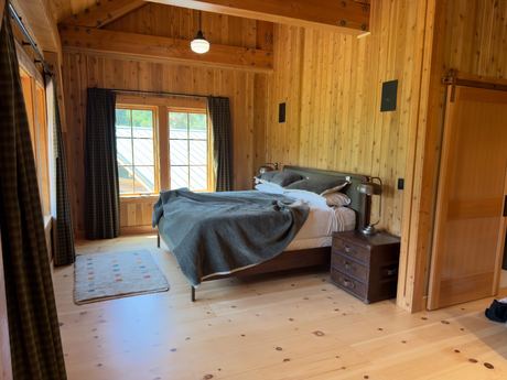 Lodge Upstairs Bedspread